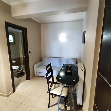 Maria'S Rose Garden Apartment Лефкада Екстериор снимка