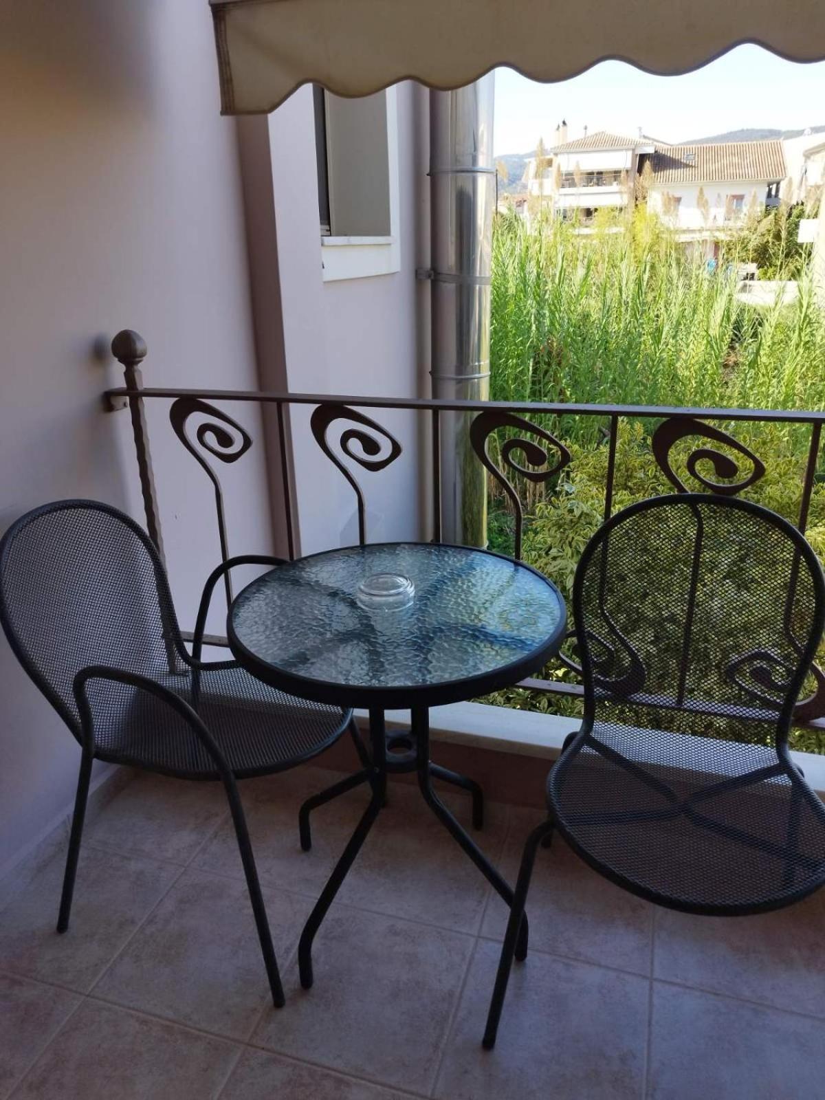 Maria'S Rose Garden Apartment Лефкада Екстериор снимка