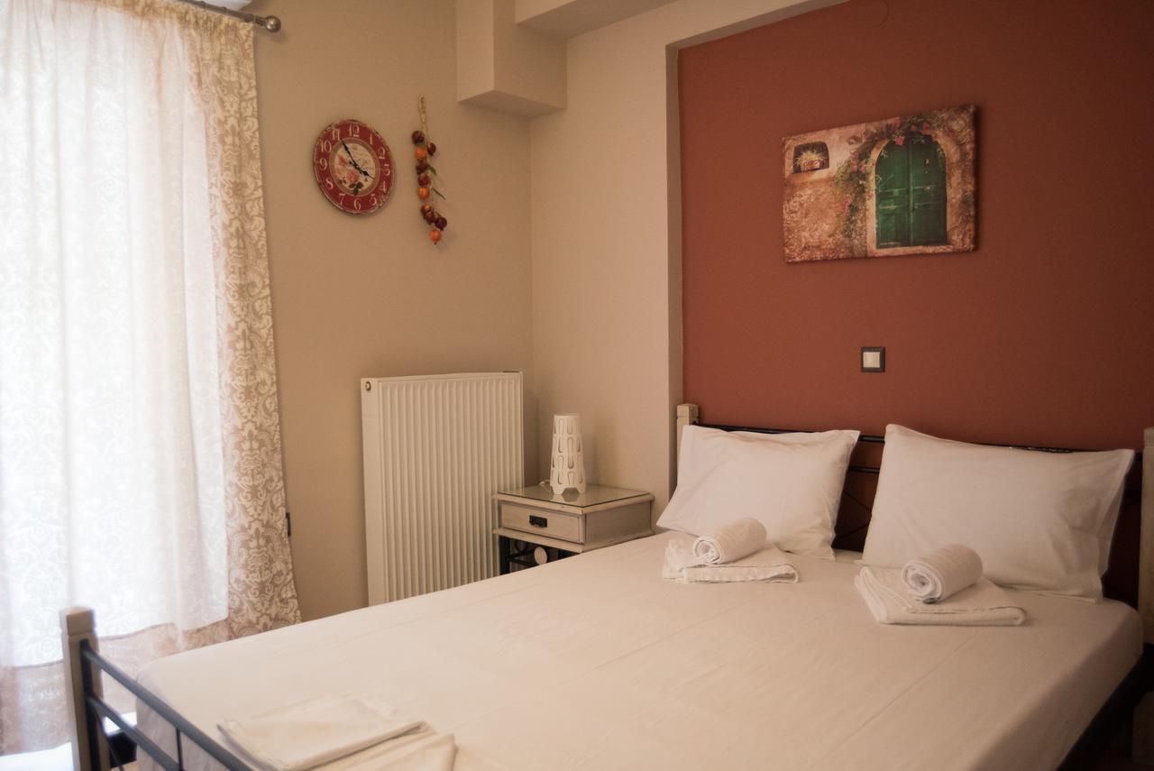 Maria'S Rose Garden Apartment Лефкада Екстериор снимка