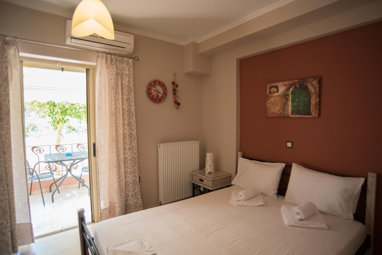 Maria'S Rose Garden Apartment Лефкада Екстериор снимка